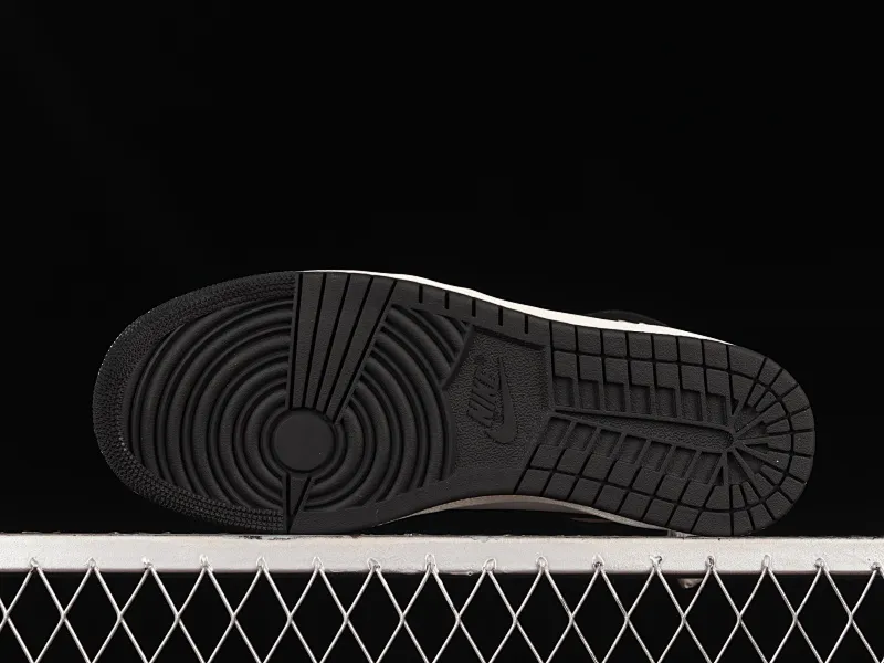 All categories Air Jordan Jordan series basketball shoes Air Jordan 1 High pure original version Air Jordan 1 High 85 "Black White" AJ1 Joe 1 black and white panda BQ4422-001